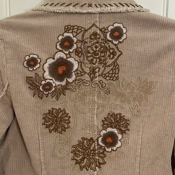 Aziz Womens S Beige Embroidered Corduroy Blazer Jacket With Floral Design - Picture 7 of 12